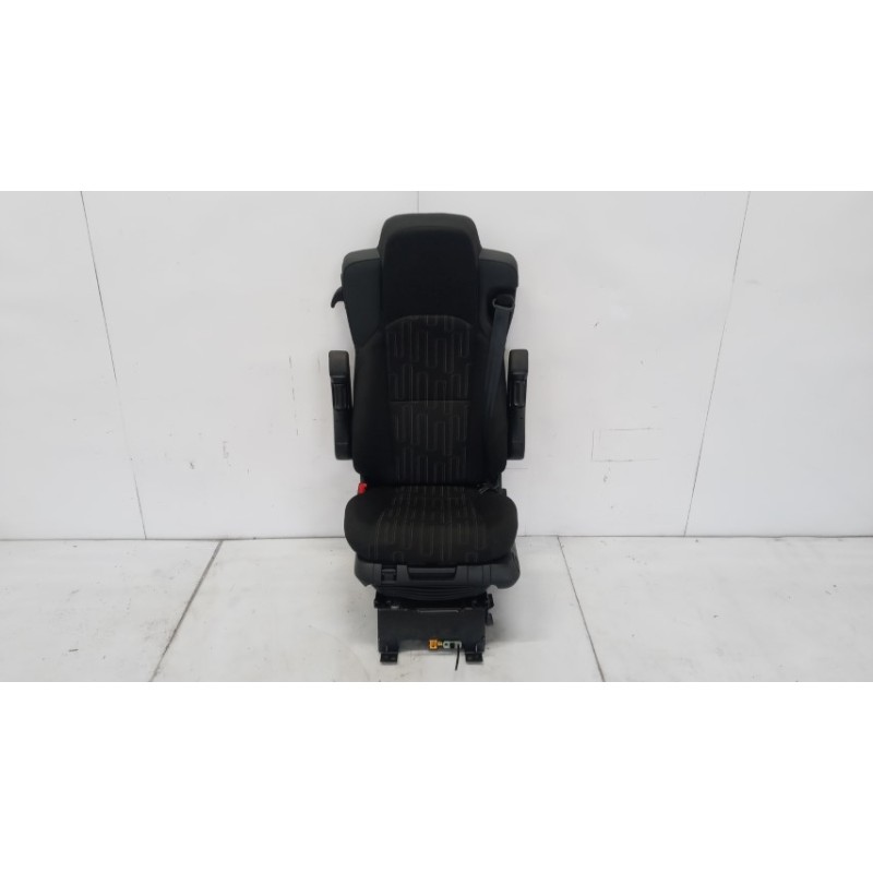 MERCEDES-BENZ truck FRONT SEATS MERCEDES-BENZ truck Actros euro 6 2022> used