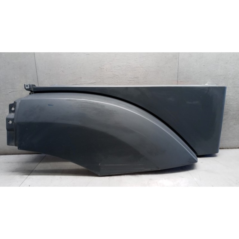 MERCEDES-BENZ truck PLASTICHE ESTERNE VARIE MERCEDES-BENZ truck Actros euro 6 2022> usato