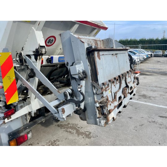 ISUZU N2R 75D P75 5.2L