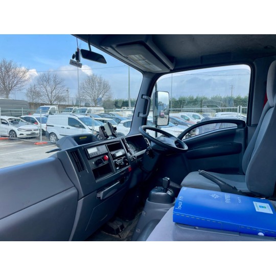 ISUZU N2R 75D P75 5.2L