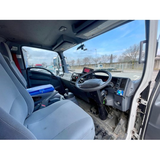 ISUZU N2R 75D P75 5.2L