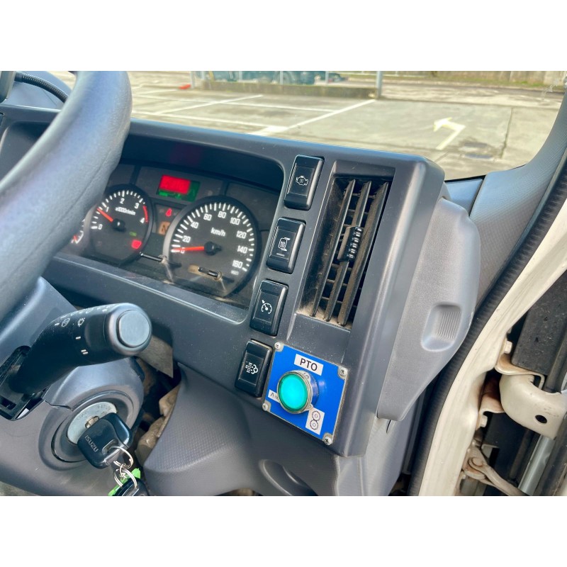 ISUZU ISUZU N2R 75D P75 5.2L