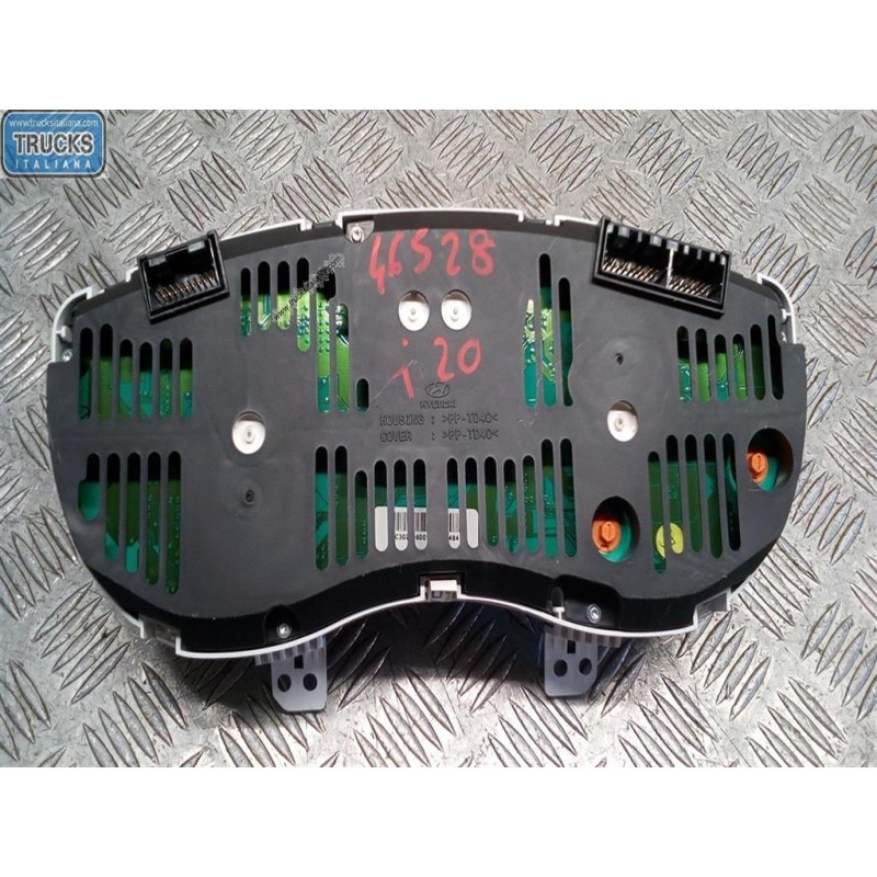 HYUNDAI QUADRO STRUMENTI HYUNDAI i20 2008>2012 usato