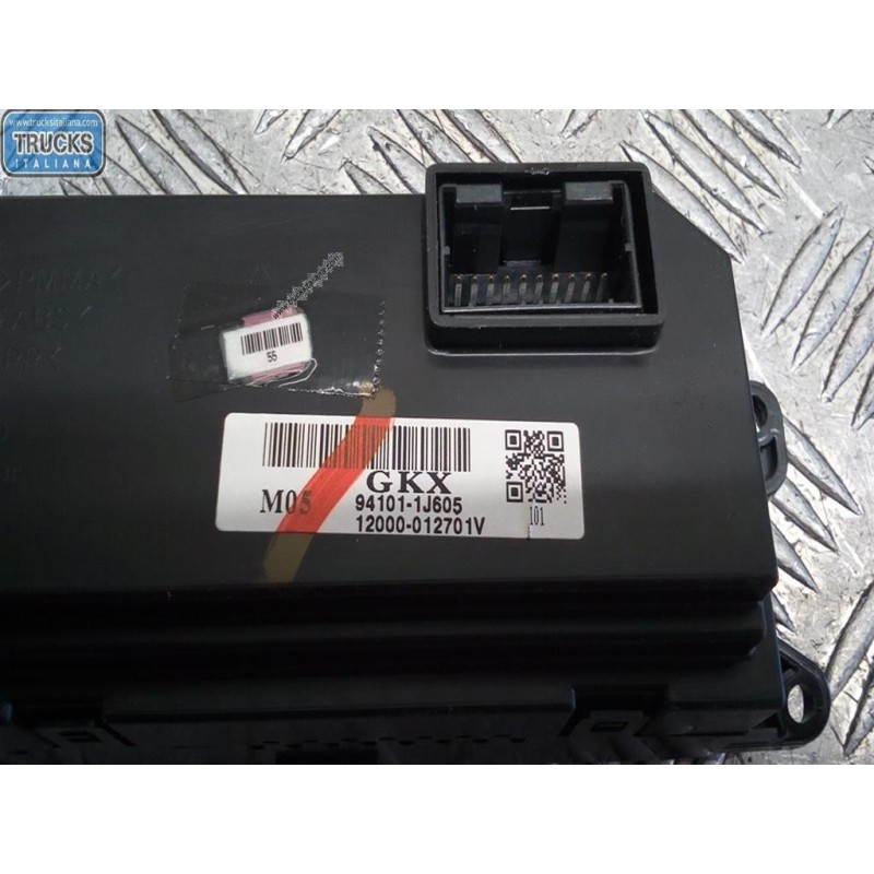 HYUNDAI VARIOUS DISPLAY  HYUNDAI i20 2008>2012 used