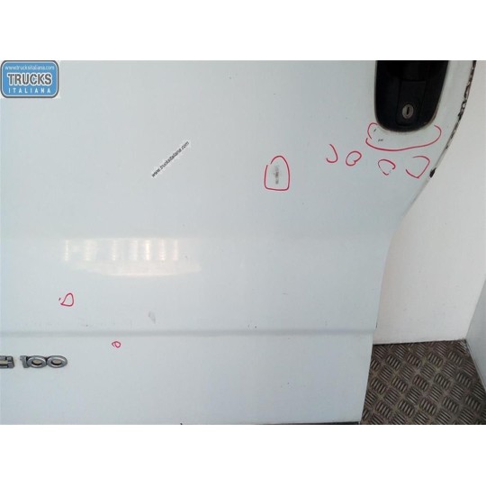 PORTA ANTERIORE SINISTRA RENAULT van Trafic 2001>2007 usato