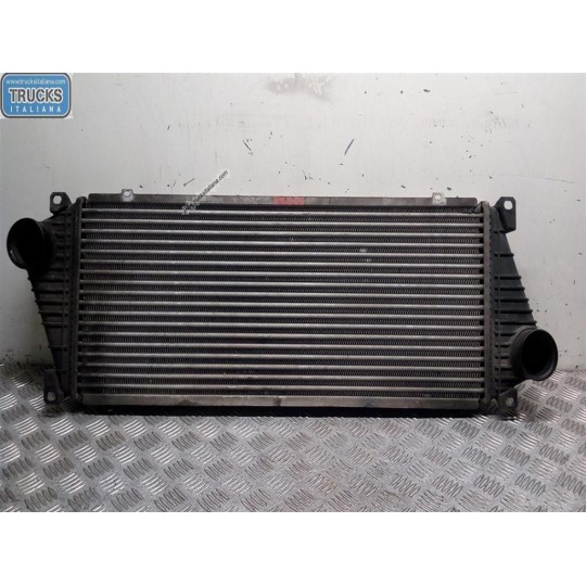 RADIATORE INTERCOOLERS MERCEDES-BENZ van Sprinter 2001>2005 usato