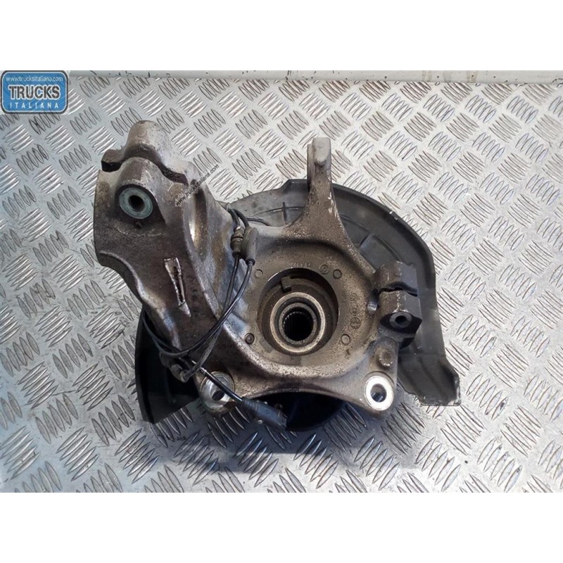 ALFA ROMEO MONTANTE COMPLETO DESTRO ALFA ROMEO Giulietta 2010>2016 usato