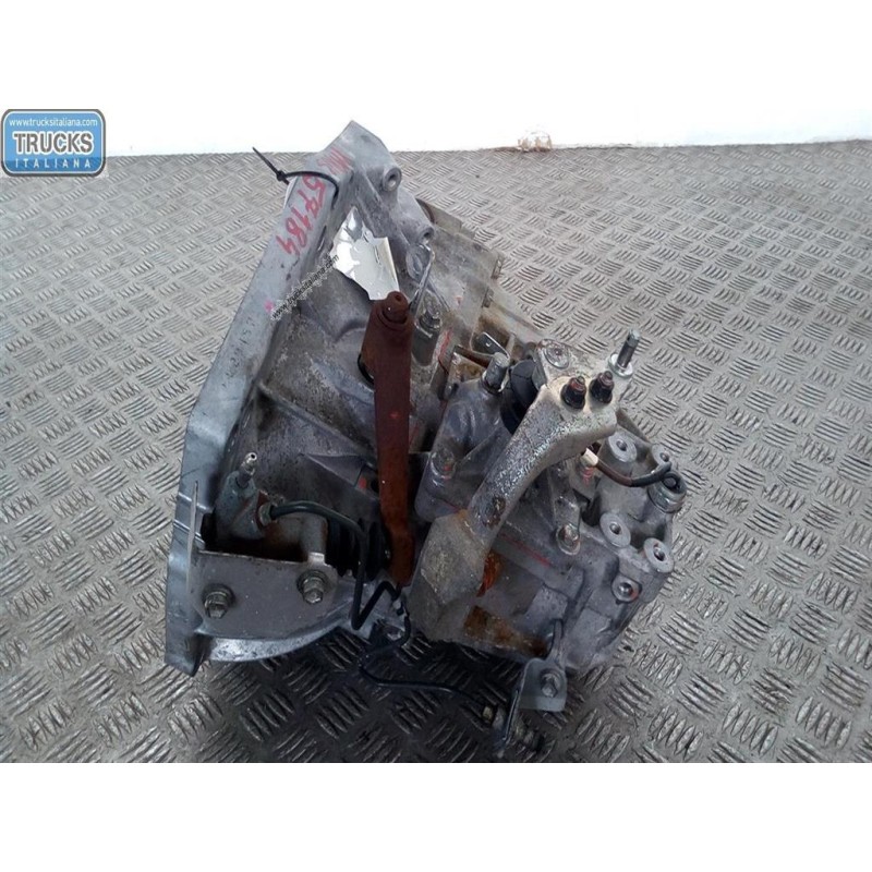 TOYOTA CAMBIO TOYOTA Yaris 2008>2011 usato