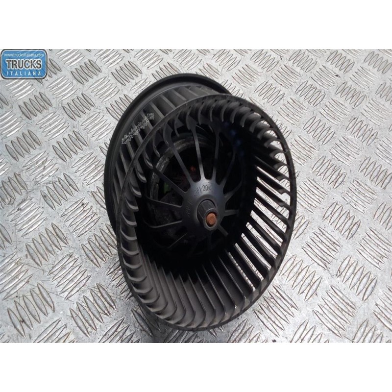 FORD MOTORINO VENTILAZIONE INTERNA FORD Kuga 2008>2012 usato
