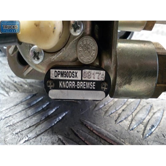 LEVA EMERGENZA DAF XF105 usato