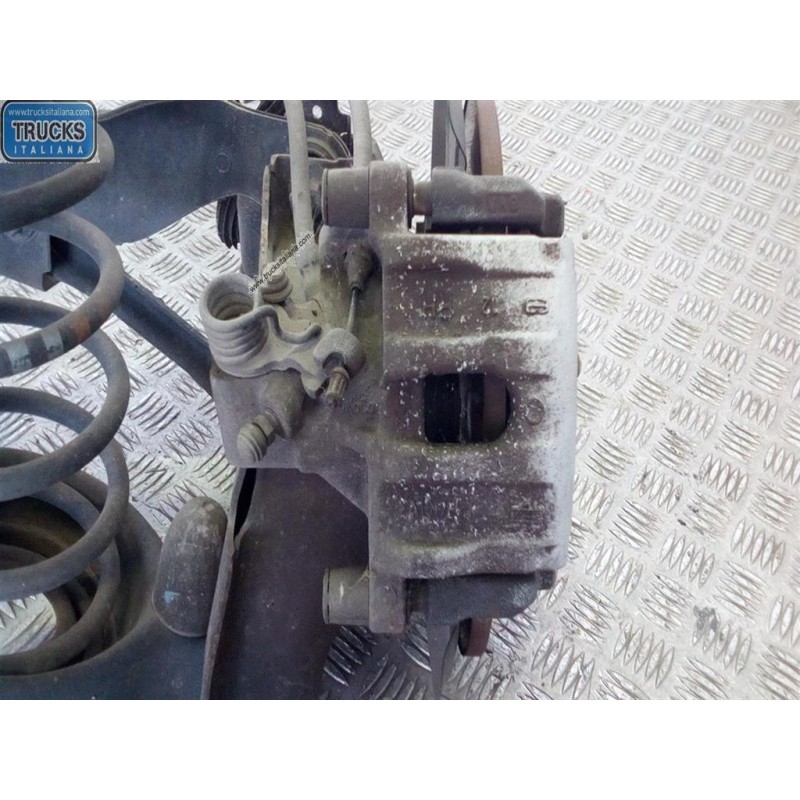 FORD PINZA POSTERIORE DESTRA FORD Focus 2007>2011 usato