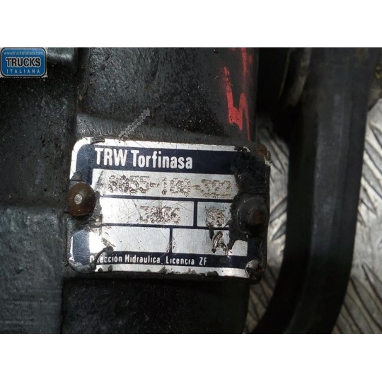 SCATOLA STERZO NISSAN truck L usato