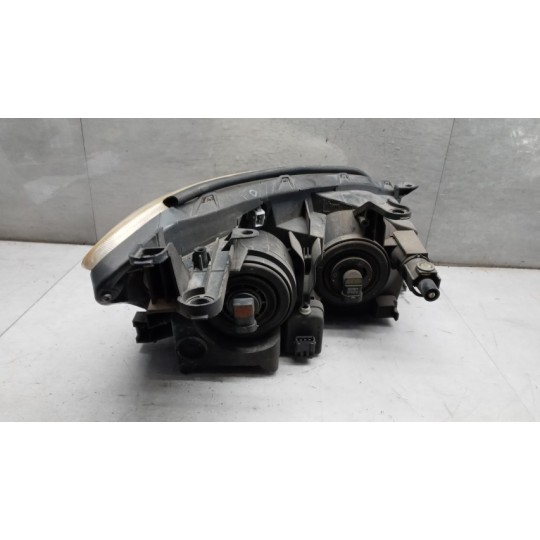 FARO ANTERIORE SINISTRO TOYOTA Rav 4 2006>2010 usato