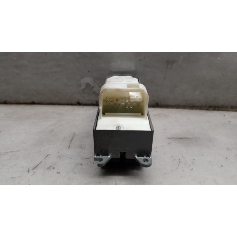 TOYOTA INTERRUTTORI E PULSANTI ALZAVETRI TOYOTA Rav 4 2006>2010 usato