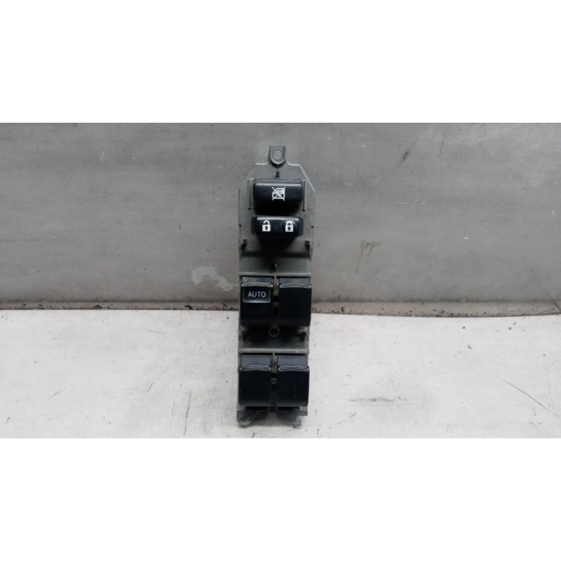 TOYOTA INTERRUTTORI E PULSANTI ALZAVETRI TOYOTA Rav 4 2006>2010 usato