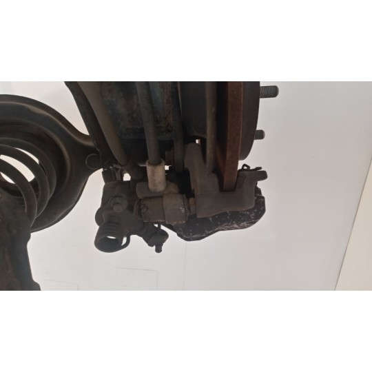 PINZA POSTERIORE DESTRA VOLVO V40 2016> usato