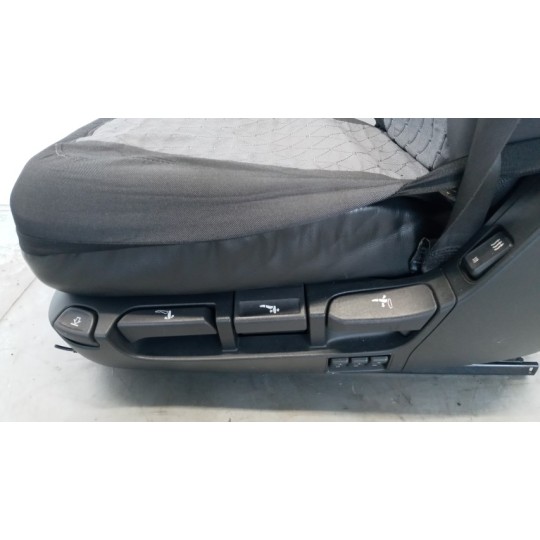 SEDILI ANTERIORI DAF XF105 usato