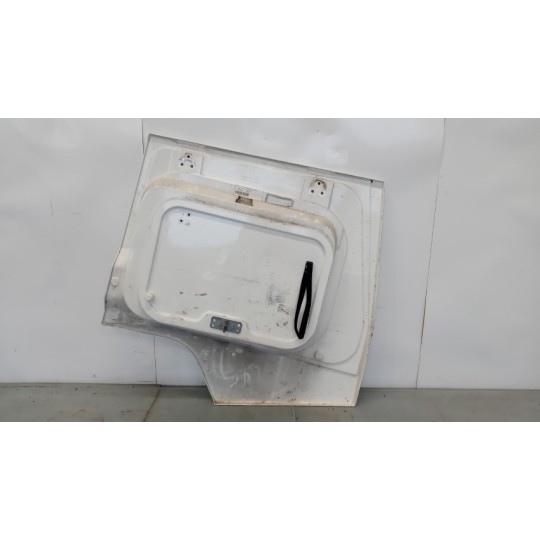 PLASTICHE ESTERNE VARIE RENAULT truck T 2014> used