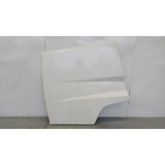 PLASTICHE ESTERNE VARIE RENAULT truck T 2014> used