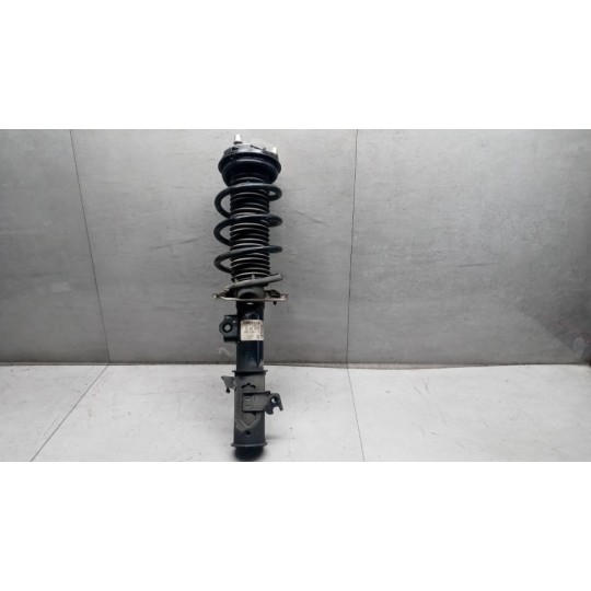 LEFT FRONT SCHOCK ASSORBER FORD Puma 2019> used