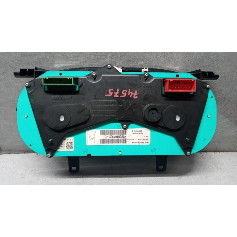 RENAULT van QUADRO STRUMENTI RENAULT van Master 2003>2010 usato