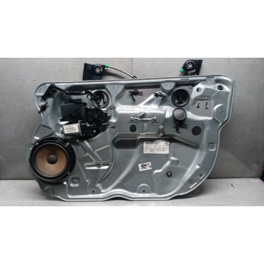 ALZA VETRI ANTERIORI DESTRO VOLKSWAGEN Polo 2001>2005 usato