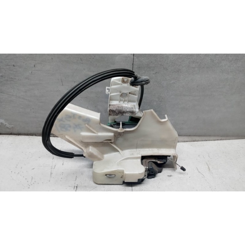 VOLKSWAGEN LATCH LOCK VOLKSWAGEN Polo 2001>2005 used