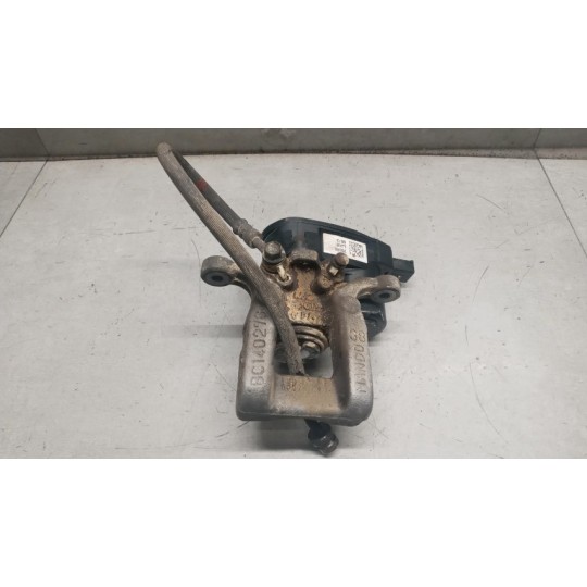 PINZA POSTERIORE DESTRA HYUNDAI Tucson 2015>2018 usato