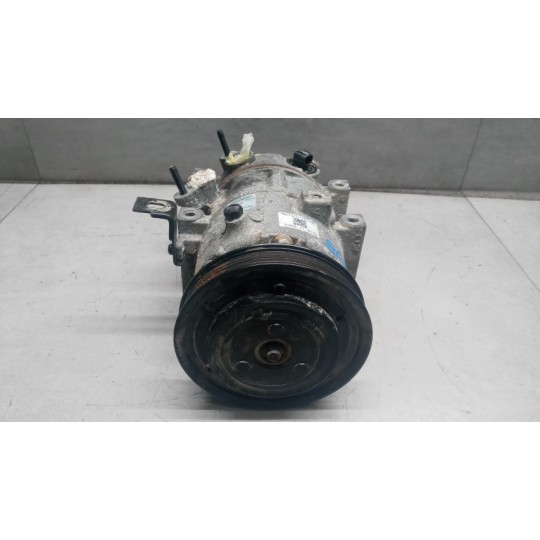 COMPRESSORE ARIA CONDIZIONATA HYUNDAI Tucson 2015>2018 usato