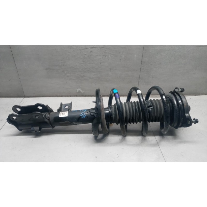 HYUNDAI LEFT FRONT SCHOCK ASSORBER HYUNDAI Tucson 2015>2018 used