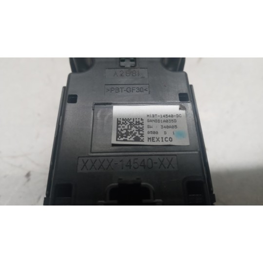 INTERRUTTORI E PULSANTI ALZAVETRI FORD Puma 2019> usato