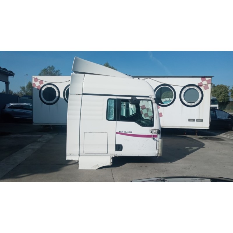 MAN CABINA MAN TGX  usato