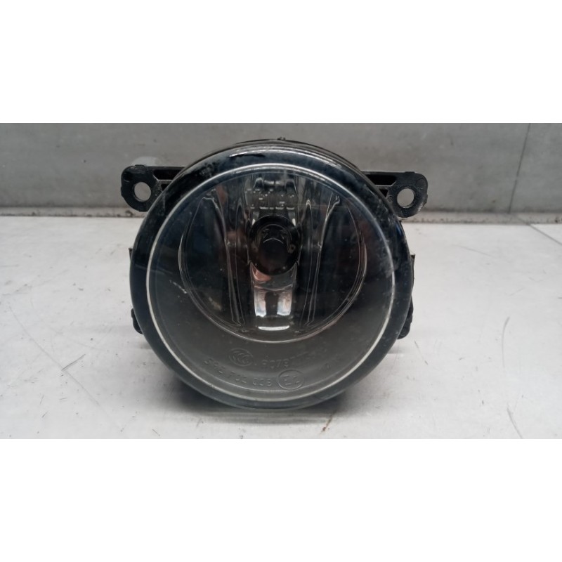SUZUKI RIGHT FOG LIGHT LAMP SUZUKI Vitara 2020> used