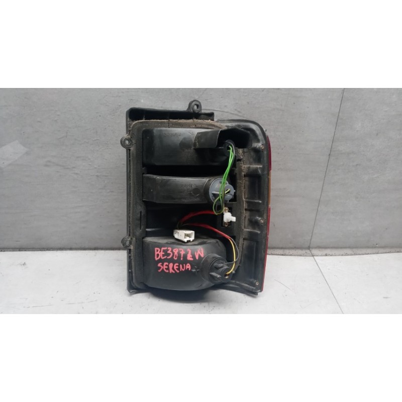 NISSAN FARO POSTERIORE ESTERNO SINISTRO NISSAN Serena 1991>1999 usato