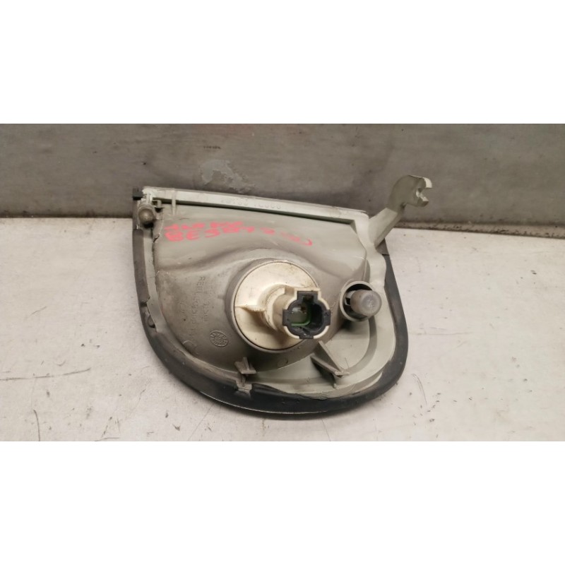 NISSAN RIGHT FRONT INDICATORS  NISSAN Serena 1991>1999 used