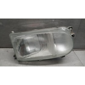 RIGHT HEADLIGHT NISSAN...