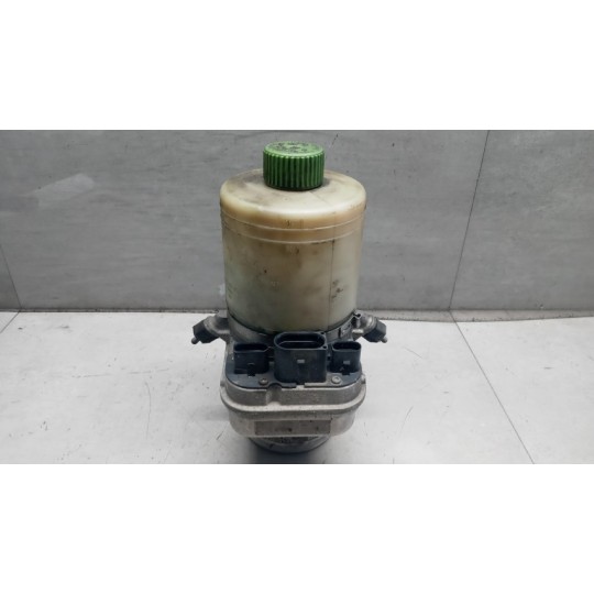 POMPA IDROGUIDA VOLKSWAGEN Polo 2005>2009 usato