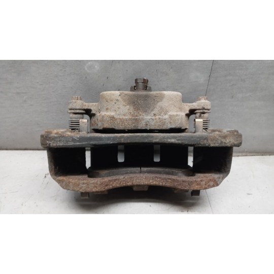 PINZA POSTERIORE DESTRA ISUZU N2R usato