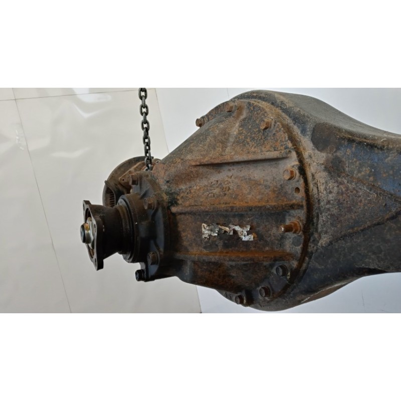 ISUZU GRUPPO DIFFERENZIALE POSTERIORE ISUZU N2R usato