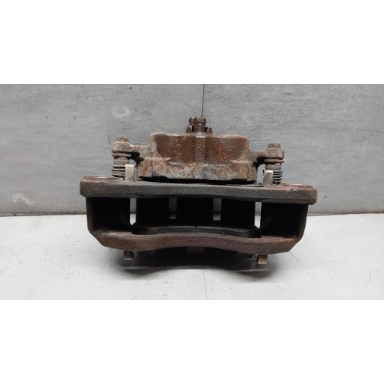 PINZA POSTERIORE SINISTRA ISUZU N2R usato