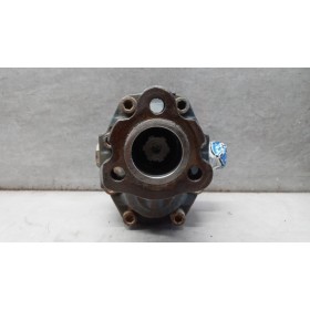 HYDRAULIC PUMP  ISUZU N2R used
