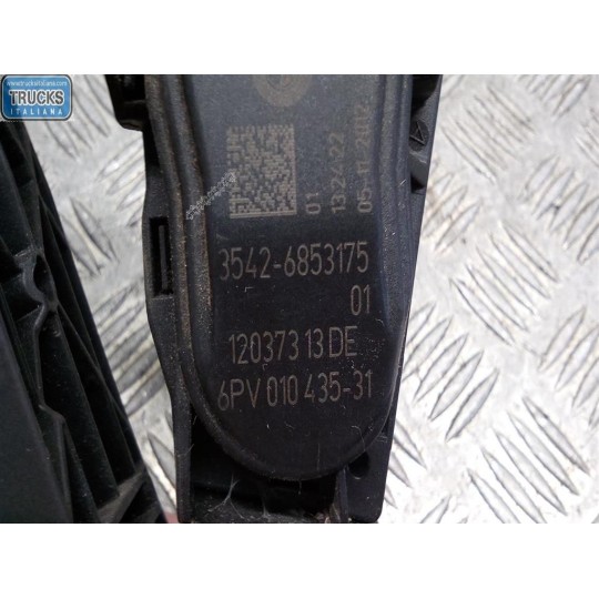ELETRONIC THROTTLE PEDAL  BMW Serie 3 (F31) SW 2011> used