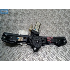 BACK LEFT POWERED WINDOWS...