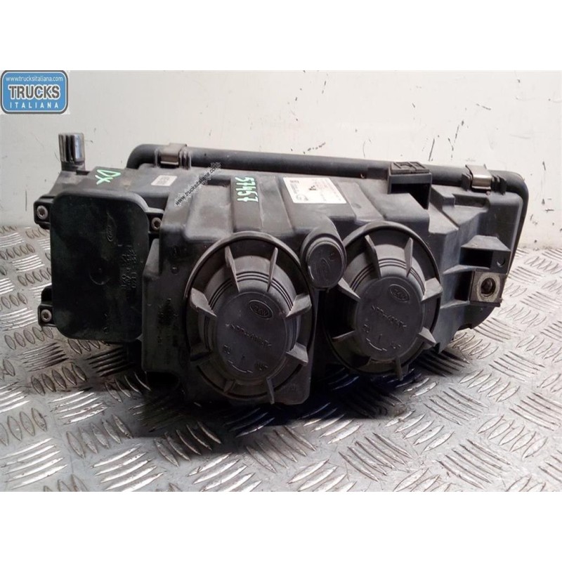 MAN RIGHT FOG LIGHT LAMP MAN TGX  used