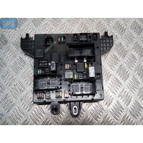 FUSE BOX OPEL Zafira C...
