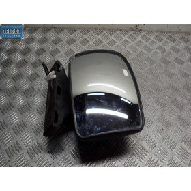 LOOK AT WHEEL MIRROR IVECO...