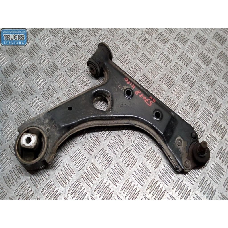 ALFA ROMEO BRACCIO OSCILLANTE ANTERIORE INFERIORE DESTRO ALFA ROMEO Mito 2011>2013 usato