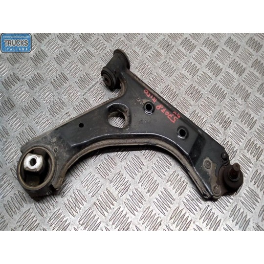 BRACCIO OSCILLANTE ANTERIORE INFERIORE DESTRO ALFA ROMEO Mito 2011>2013 usato