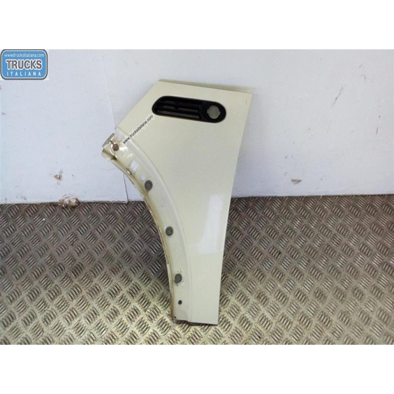 MINI PARAFANGO ANTERIORE SINISTRO MINI R50/53  2001>2006 usato