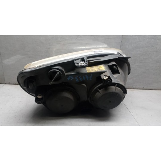 FARO ANTERIORE SINISTRO FIAT Doblo' 2005>2009 usato